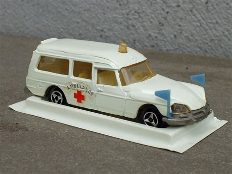 Vintage Majorette Diecast Citroen Ds 21 Ambulance Made In Flickr