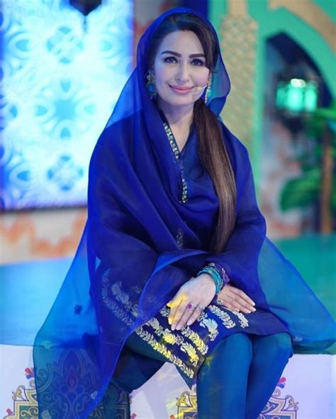 20 Vibrant Pictures Of Reema Khan The Greatest Reviewitpk