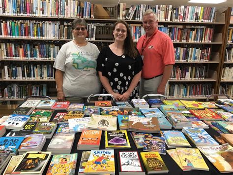 Donation To Odell Library Summer Reading Program Rotary Club Of Morrison
