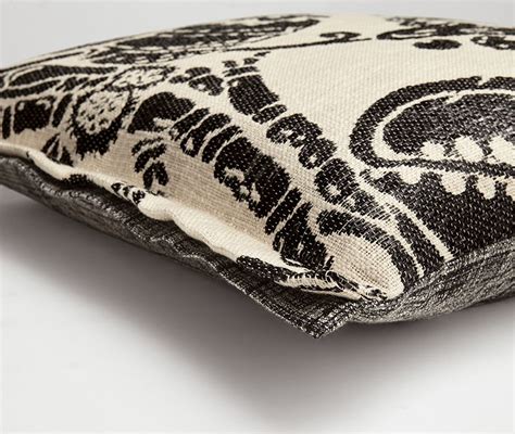Fabrics Cushions Design Tejidos Throw Pillows Toss Pillows