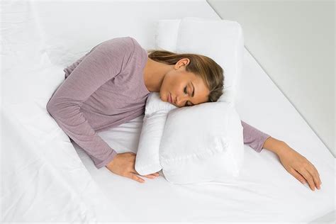 15 Best Ergonomic Pillows Of 2023 According To Sleep 49 Off