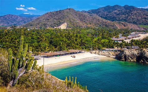 Playa Maruata Michoacan Mexico World Beach Guide