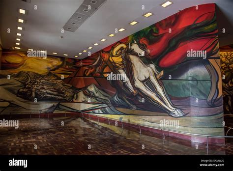 Mural Gigante Por El Artista Mexicano David Alfaro Siqueiros El Castillo De Chapultepec Ciudad