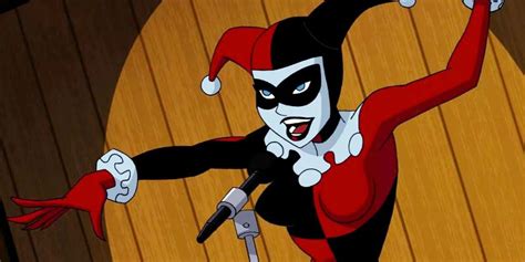 Cosplayer Recreates Harley Quinns Classic Look From Batman The Animated Series