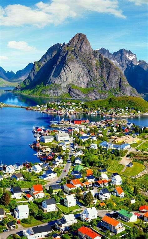 Reine Norway The Stunning Village Of Reine Is Located On The Island