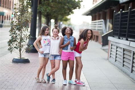 Everything You Need To Know For A Successful Tween Photoshoot