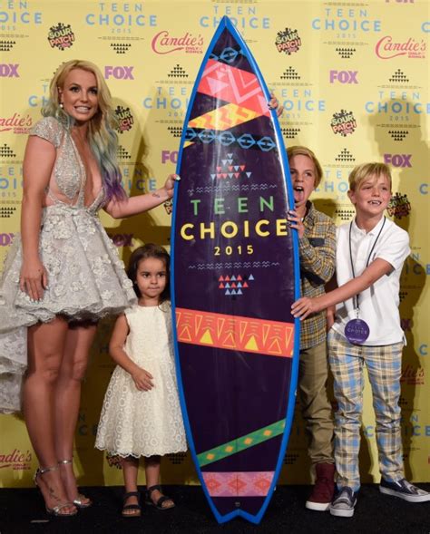 Britney Spears Teenage Sons Just Posed For A Rare Photo And They Look So