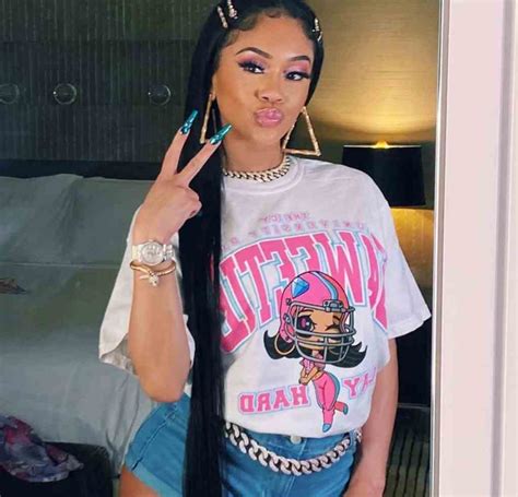 Saweetie Speaks Out After Footage Of Her Seemingly Performing For Tips