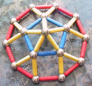 Building Regular Polygons in SuperMag