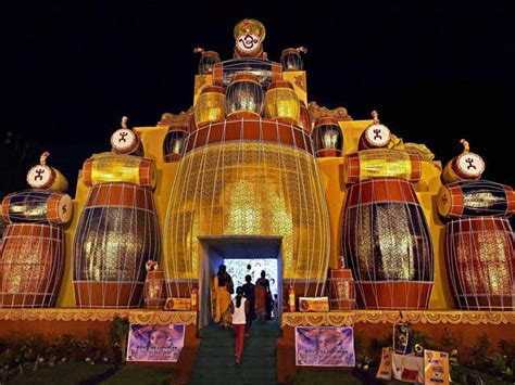 Durga puja(দুর্গা পূজা) (pronounced dʊrɡa puːdʒa), also called durgotsava(দুর্গোৎসব) (pronounced dʊrɡoːtsəʋə), is an annual hindu festival originating in the indian subcontinent which reveres and. Durga Puja pandal - Festive fervour: Durga puja ...