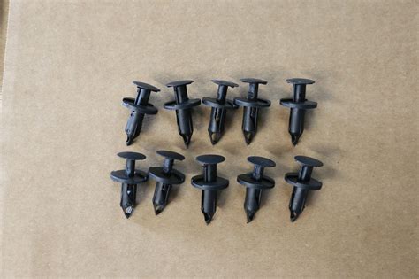 8mm Plastic Push Rivets Lrb Speed