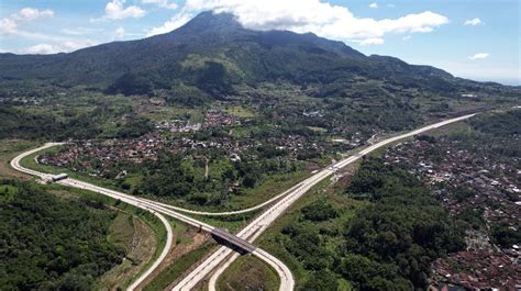 Profil Cisumdawu Jadi Jalan Tol Terindah Di Indonesia