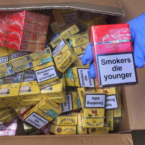 850 karton cigarettát akartak csempészni, a határhoz közel elfogták ...