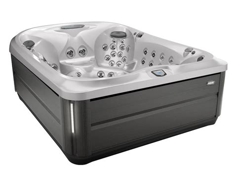 J 495™ Jacuzzi® Hot Tub Wci Pools And Spas