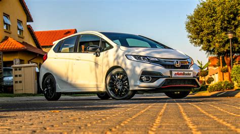 You may also like these cars. Honda Jazz 1.5 Sport (2020) Review - Expert Honda Jazz Car ...