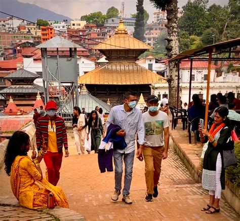 Glimpses Of Evening Aarti At Pashupatinath Temple Photo Gallery Nepal Minute Nepal Minute