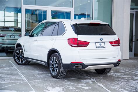 The bmw x5 m high performance variant was introduced to the press at the new york auto show in april 2009, and started appearing in bmw. BMW Gallery | 2018 BMW X5 XDrive35d | #P5259