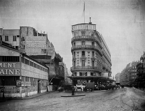 La samaritaine was extended for the third time in the thirties along the rue de rivoli. paris-fvdv: LA SAMARITAINE PARIS