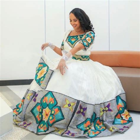 8 Beautiful Ethiopian Celebrities Best Dressed Habesha Kemis For 2022 Ethiopian Traditional Dress
