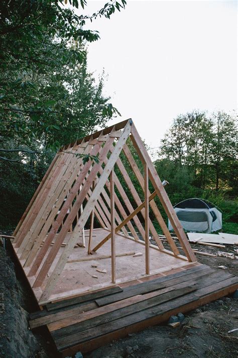Uo Journal How To Build An A Frame Cabin Tiny Cabins Tiny House Cabin