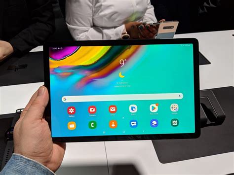 Less is truly more with samsung galaxy tab s5e. Samsung Galaxy Tab S5e Review - cupbord