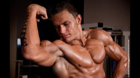Bodybuilder Biceps Flexing For My Fans Youtube