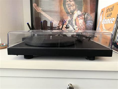 Pro Ject Debut Iii Ortofon Omb 5e Turntable Pristine Reverb