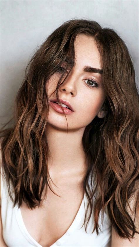 Pin By Tomasz T On Lily Collins Face Shape Hairstyles