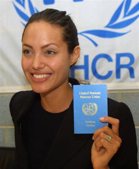 Angelina Jolies Humanitarian Work