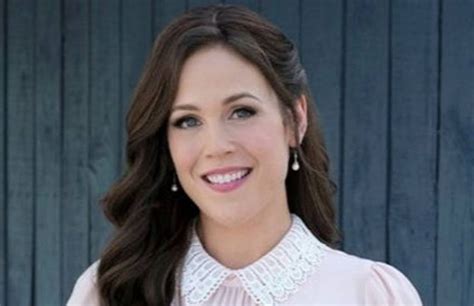 Erin Krakow Net Worth 2023 Revealed Age Height And Bio Details You