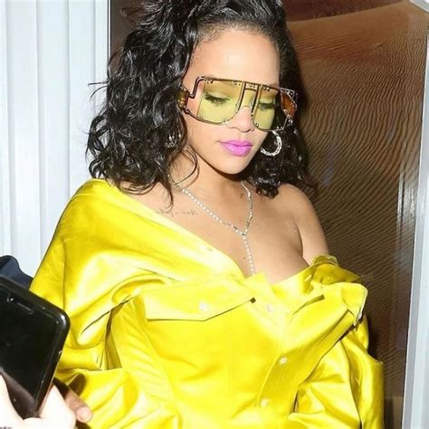 Fashion Square Sunglasses Women Mirror Unique Sunglasses Rihanna Sunglasses Trending Sunglasses