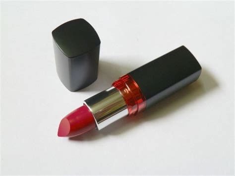 Maybelline M201 Bold Crimson Colorshow Lipstick Review