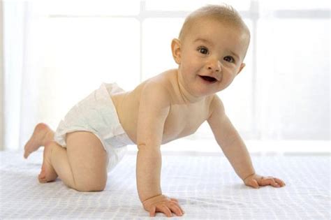 Helping Your Baby Learn To Crawl Baby Gizmo