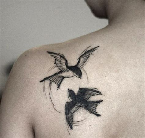 Álbumes 105 Foto Tatuajes De Aves Volando En El Brazo Hombres Actualizar