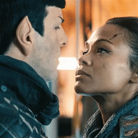 Star Trek Into Darkness Spock Uhura Kiss 