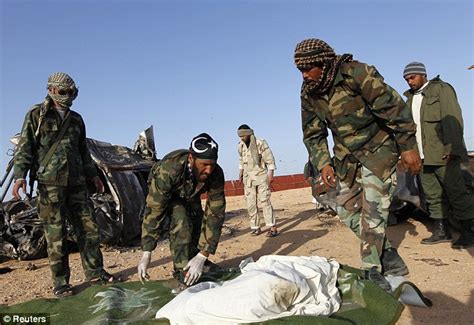 Libya War Rebels Attack Gaddafi Troops As They Close In On Sirte