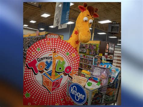 Geoffrey The Giraffe Of Toys R Us Fame Coming Back To Kroger Ralphs