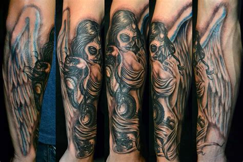 The fallen angel tattoos are usually done in black ink, which is a symbol of all that has been lost, or taken away from you. Fallen angel tattoos: 50+ excellent design, history and ...