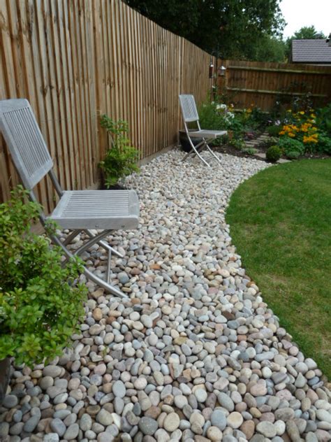 Find inspiration for your next diy. Decorative Landscape Border Ideas | Gravelmaster
