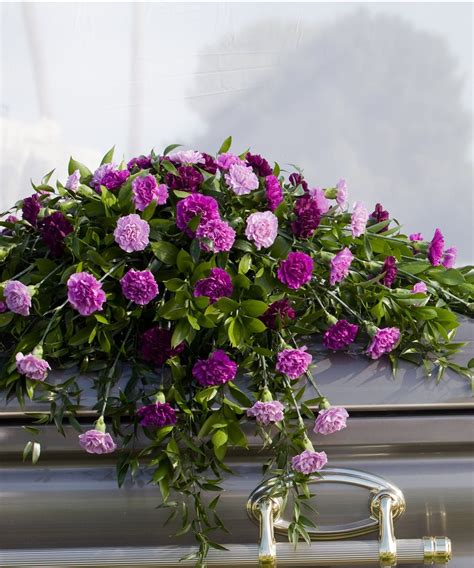 Urns can also be decorated with a flower. Tucson AZ Casket Flowers for the Funeral | Casas Adobes ...