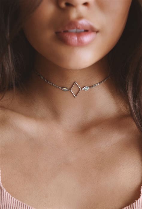 how to wear a choker—because no they don t make you ‘basic stylecaster
