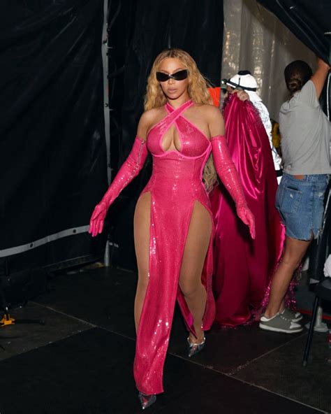 beyoncé renaissance tour outfits show stopping stage style