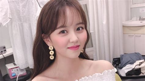 Dengan hanya beberapa episode yang tersisa, yook sungjae memposting foto untuk. Foto Yook Sungjae Bareng Kim Sohyun - Kim So Hyun Yook ...