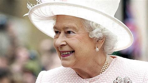 The Diamond Jubilee Her Majesty The Queen Celebrates Her 60 Year Reign