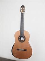Martin Classical Guitar Review Pictures