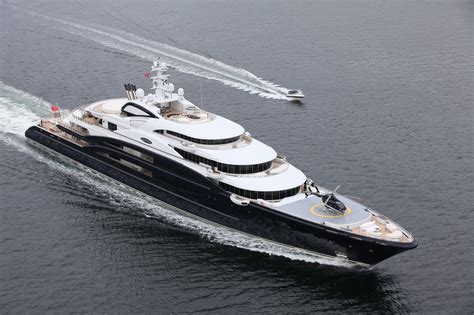 serene yacht yuri shefler 400m superyacht