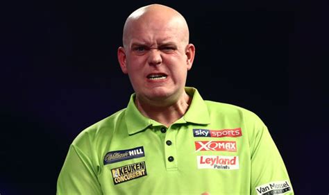 Mit diesen dartpfeilen wirft michael van gerwen währen der wettstreite und wichtigen turniere. World Darts Championship: Michael Van Gerwen will NEVER ...