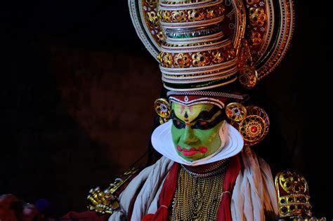 Kathakali Dance Form Of Kerala History And Culture Travellinkslive