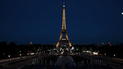 Eiffel Tower Architecture Buildings Monument Scenic Lights Night Paris