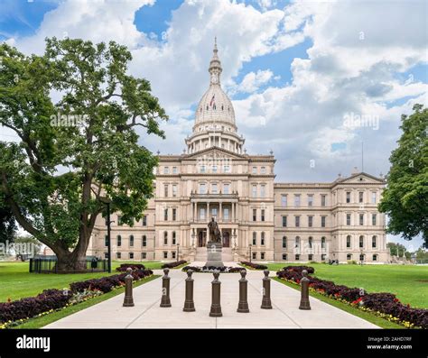 Lansing Michigan State Capitol Hi Res Stock Photography And Images Alamy